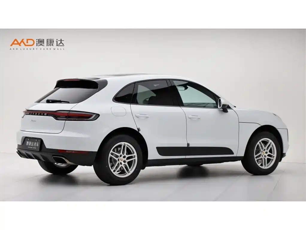 Porsche Macan — миниатюра 3