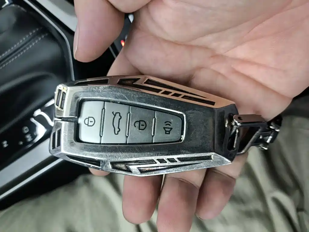 Geely Emgrand — миниатюра 9