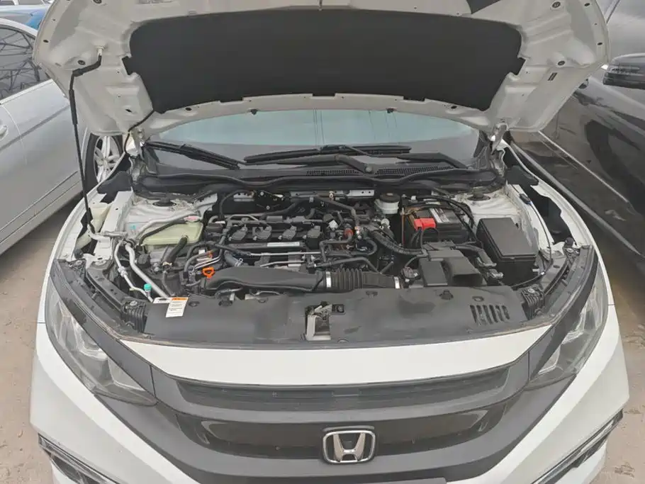 Honda Civic — миниатюра 10