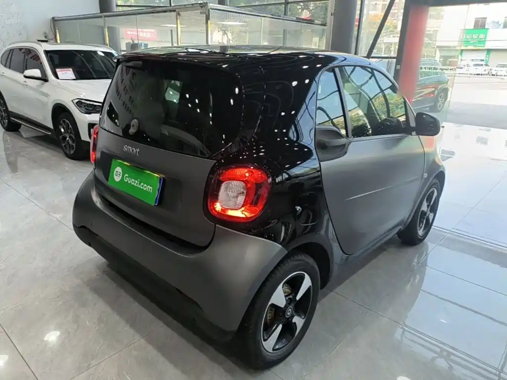 smart Smart Fortwo — миниатюра 7