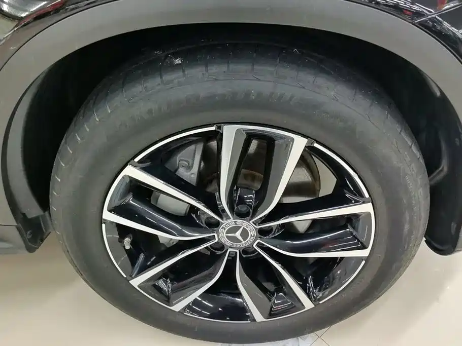 Mercedes-Benz GLC — миниатюра 6