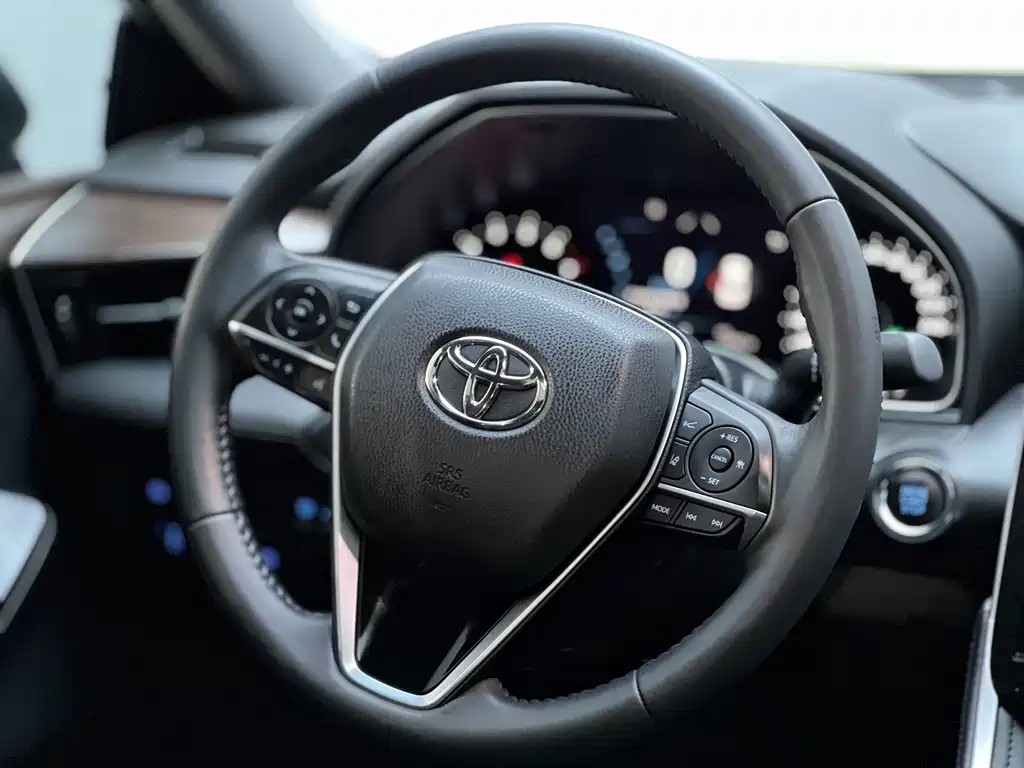 Toyota Avalon — миниатюра 7