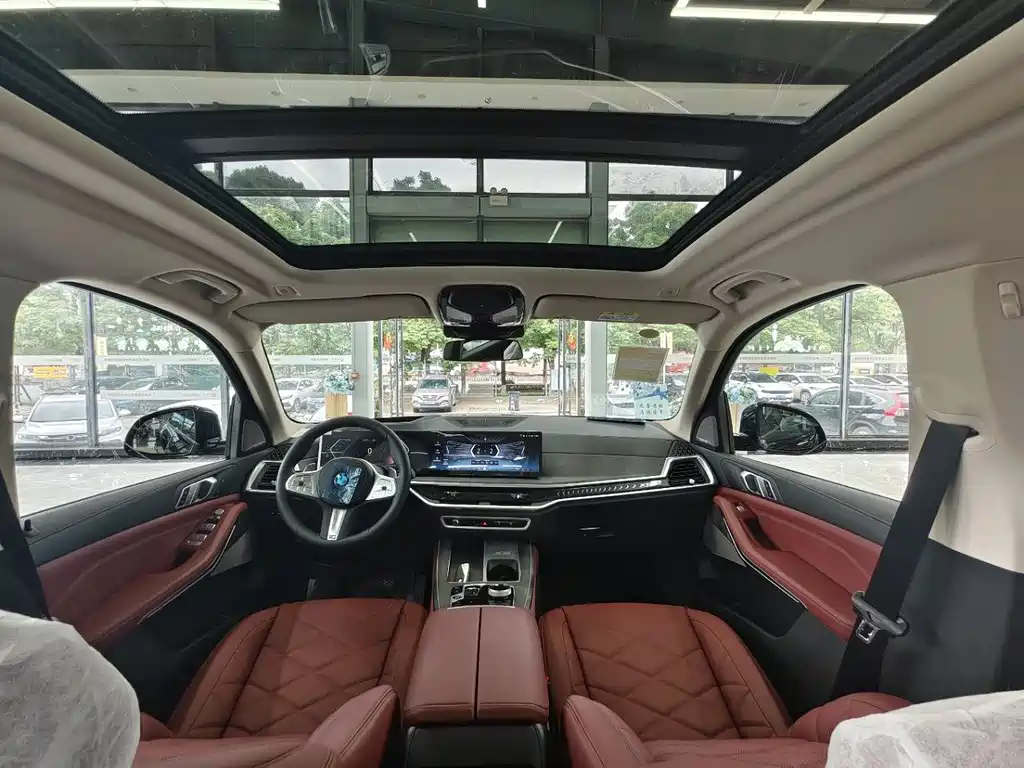 BMW X5 2026 xDrive 30Li Premium M Sport