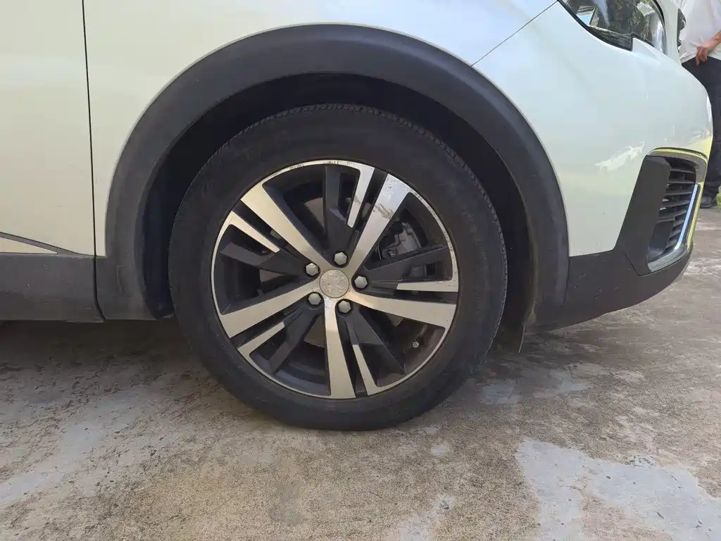 Peugeot 5008 — миниатюра 25