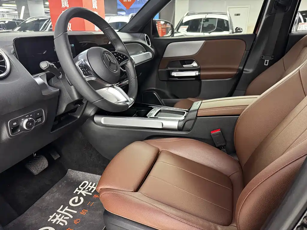 Mercedes-Benz GLB — миниатюра 7