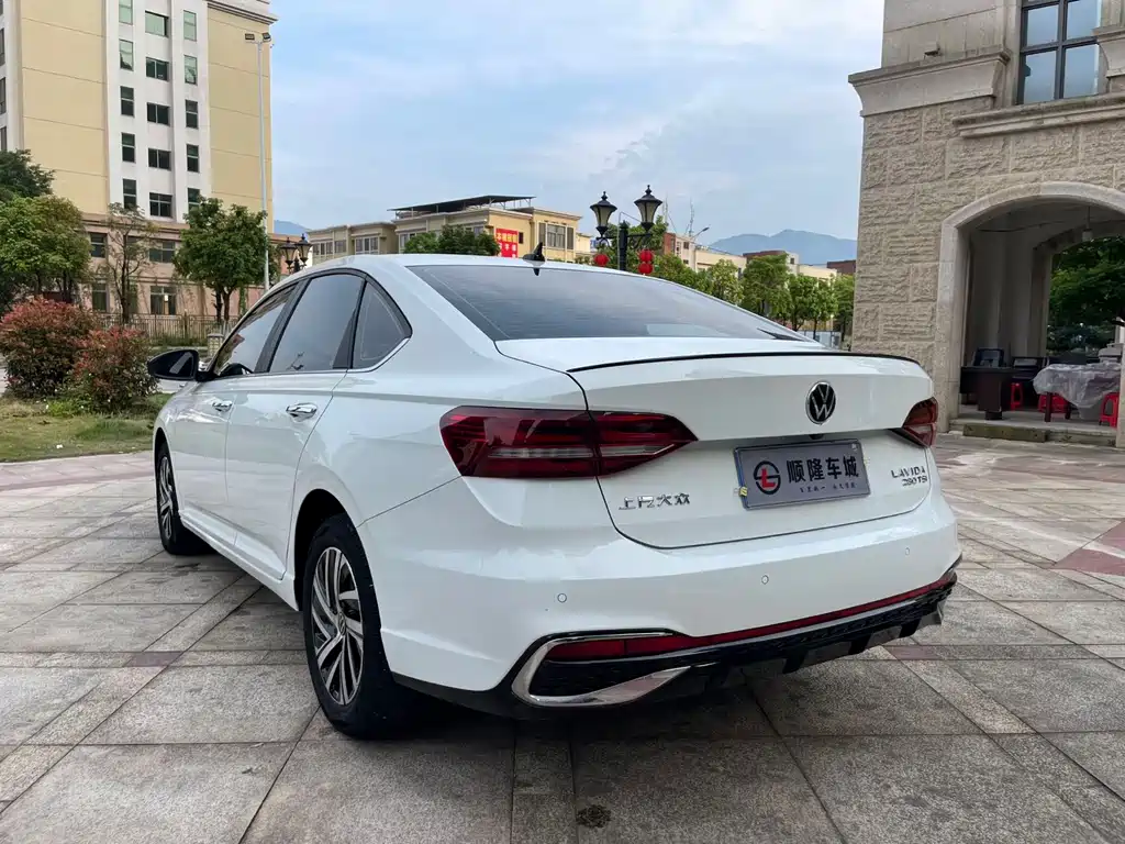 Volkswagen Lavida — миниатюра 9