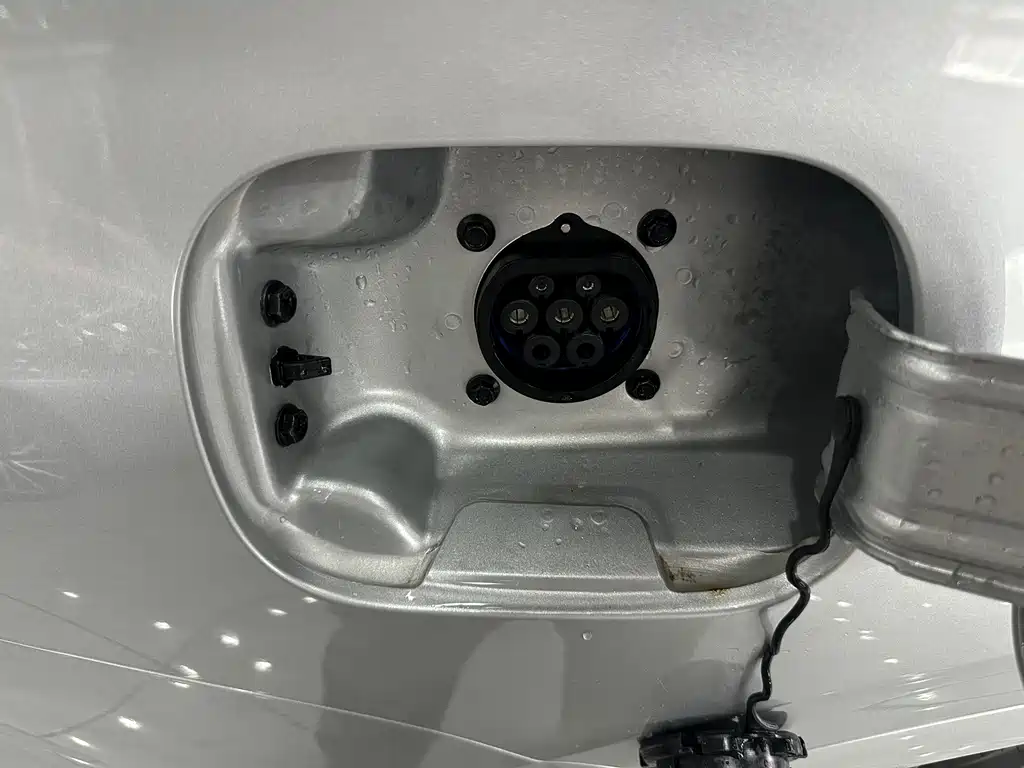 BLUE ELECTRIC BLUE ELECTRIC E5