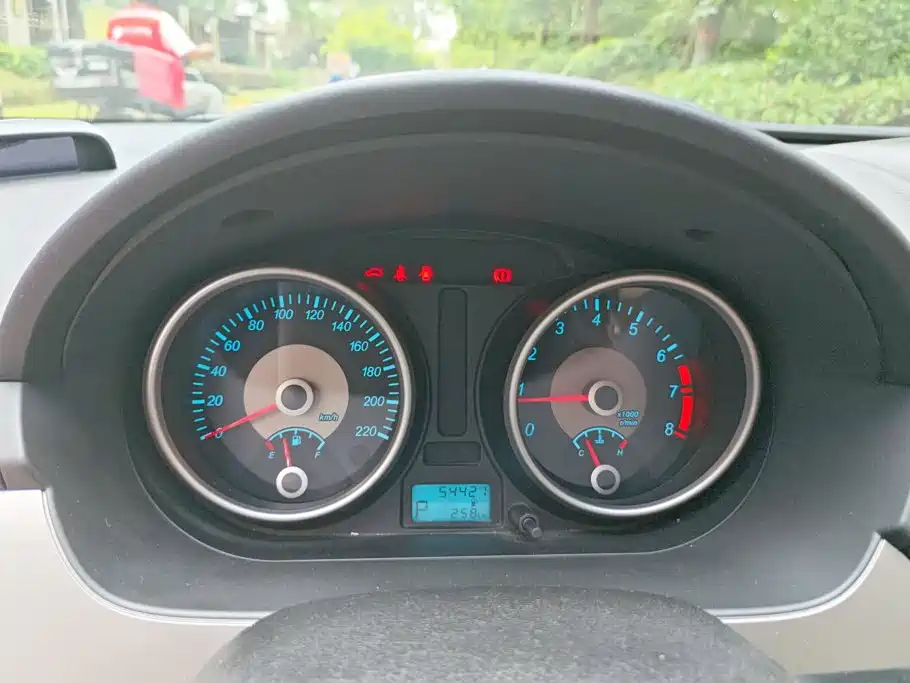 Buick Excelle — миниатюра 14