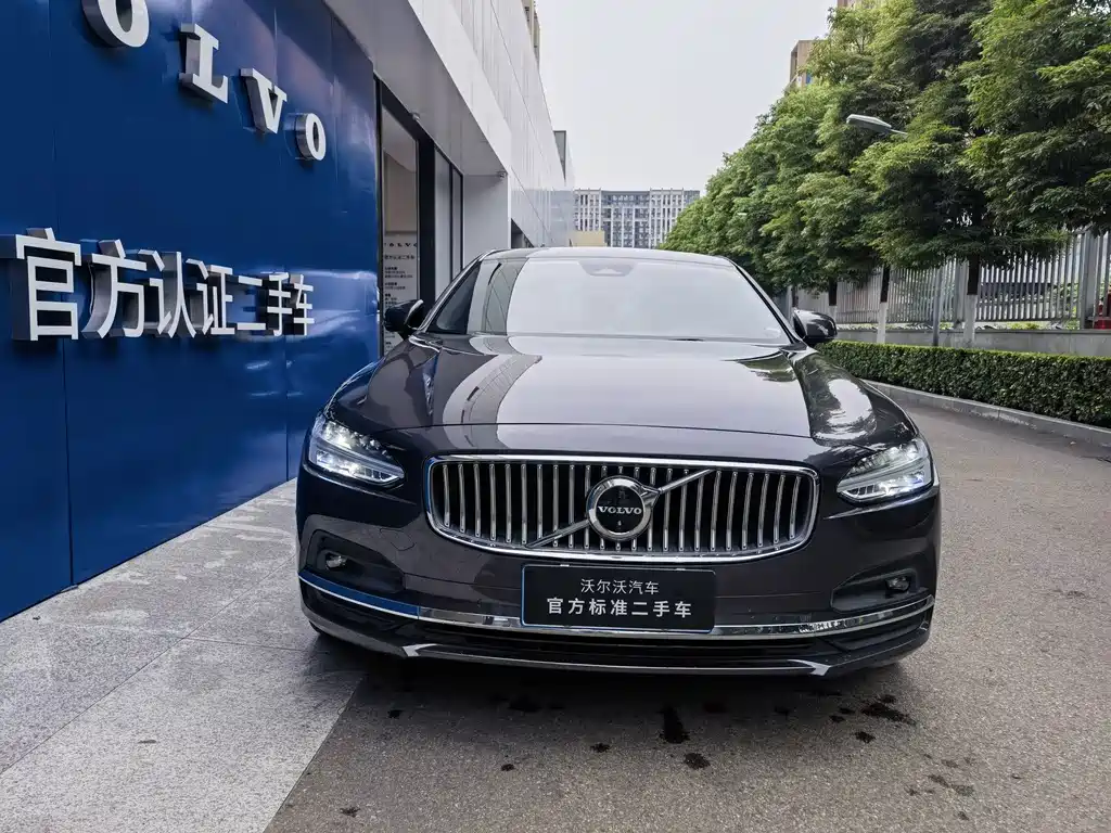 Volvo S90 — миниатюра 2