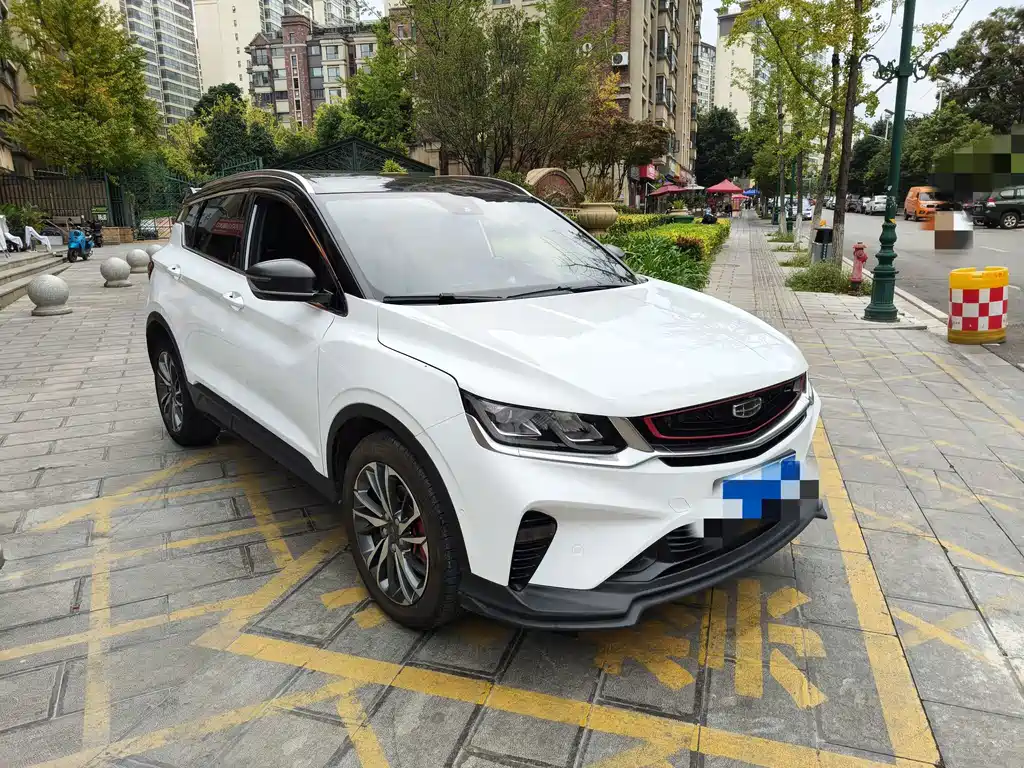 Geely Binyue — миниатюра 3