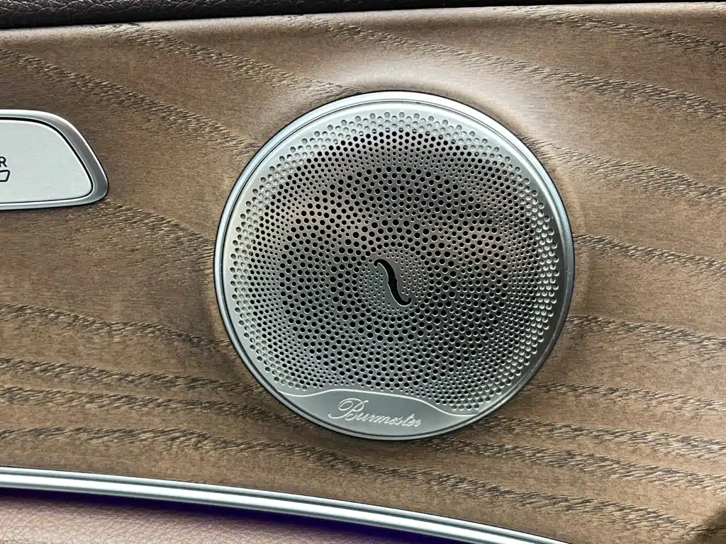 Mercedes-Benz E-Class — миниатюра 12
