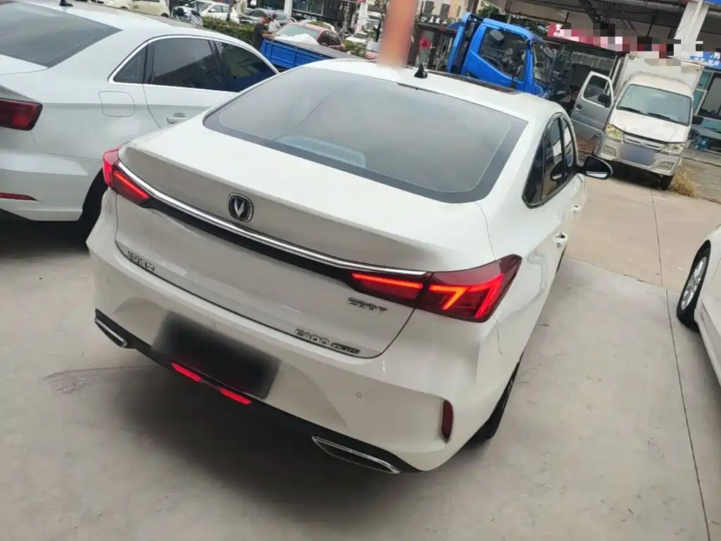 Changan Eado — миниатюра 7