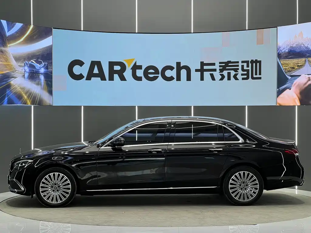 Mercedes-Benz E-Class — миниатюра 15