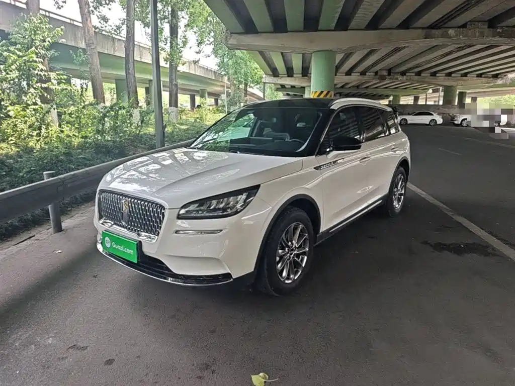 Lincoln Corsair 2021