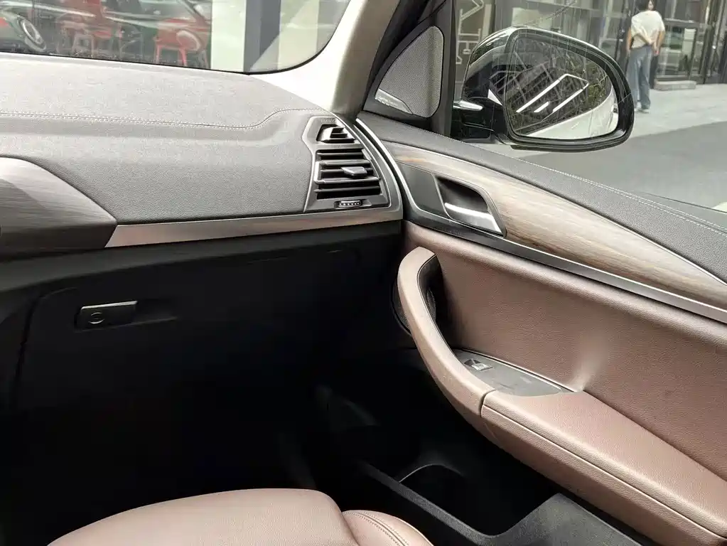 BMW X3 — миниатюра 18