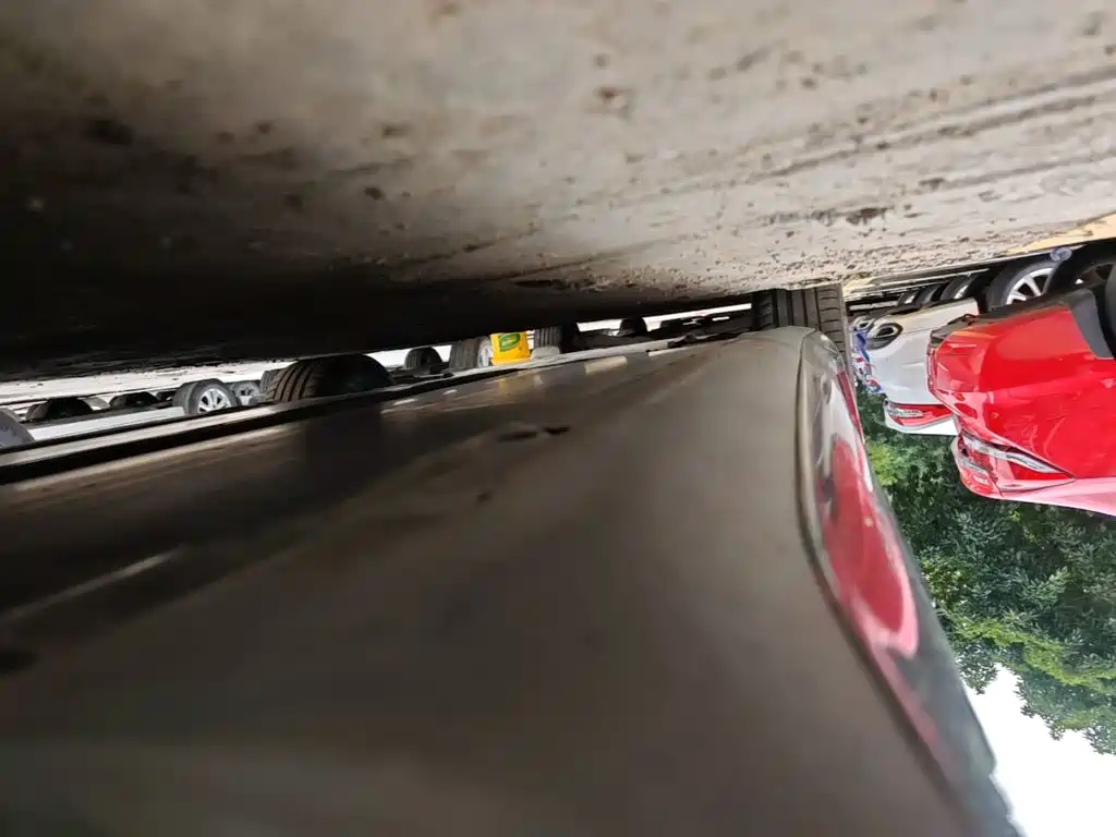 Tesla Model 3 — миниатюра 22