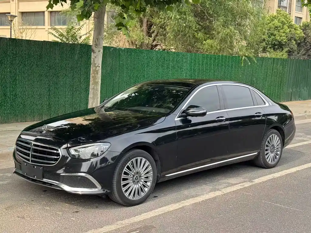 Mercedes-Benz E-Class 2021