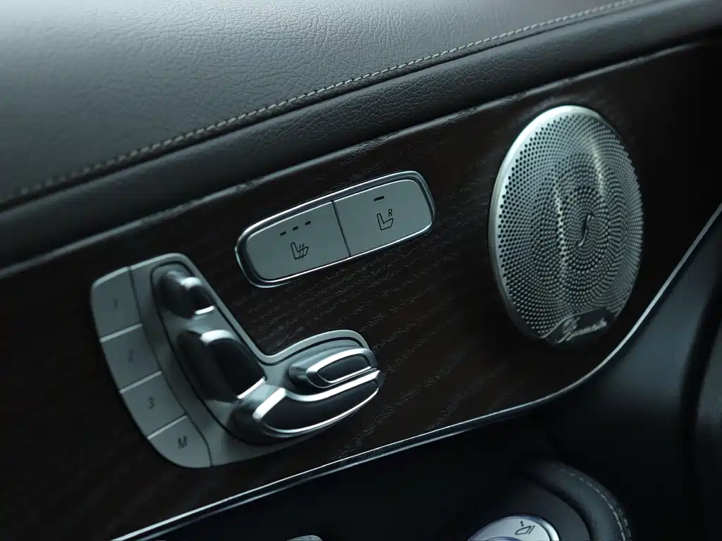 Mercedes-Benz GLC — миниатюра 19