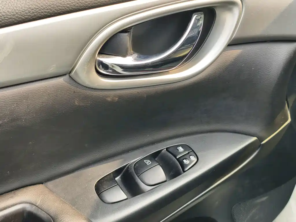 Nissan Sylphy — миниатюра 8