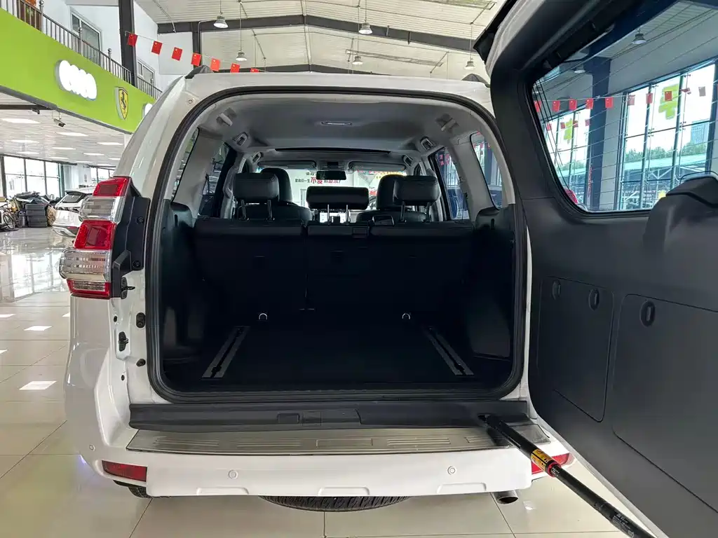 Toyota Prado — миниатюра 18