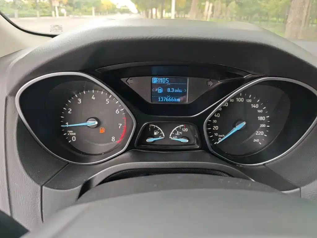 Ford Focus — миниатюра 12
