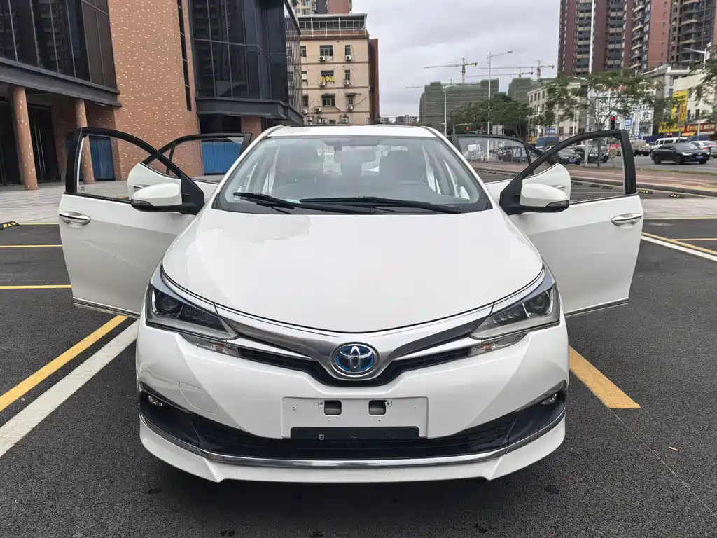 TOYOTA COROLLA
