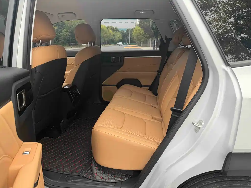 Wuling Xingguang 560 New Energy — миниатюра 7