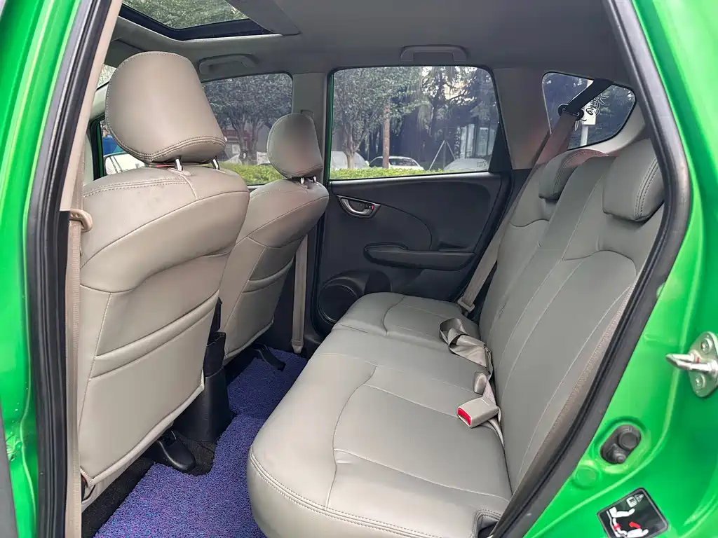 Honda Fit — миниатюра 16