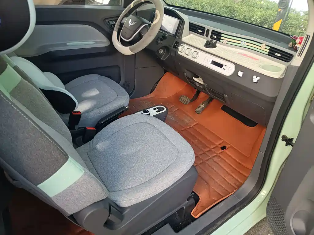 Wuling MINIEV — миниатюра 9
