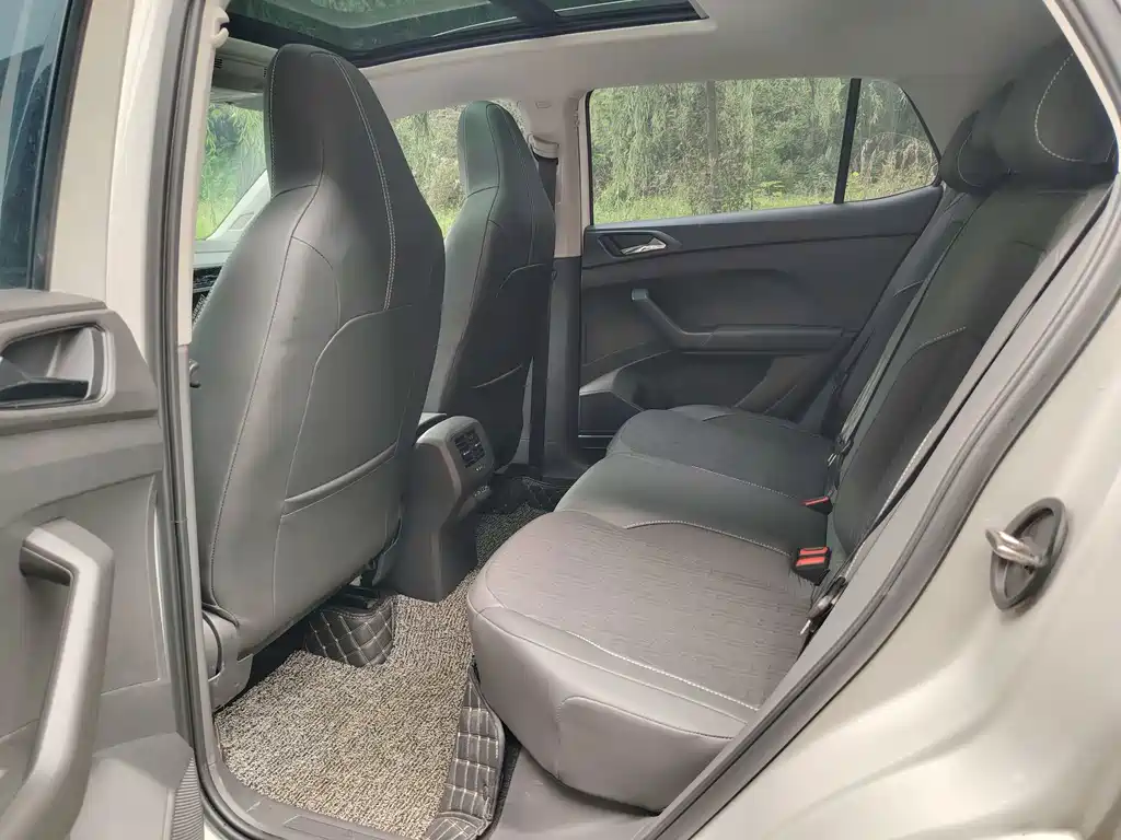 Volkswagen T-Cross — миниатюра 7