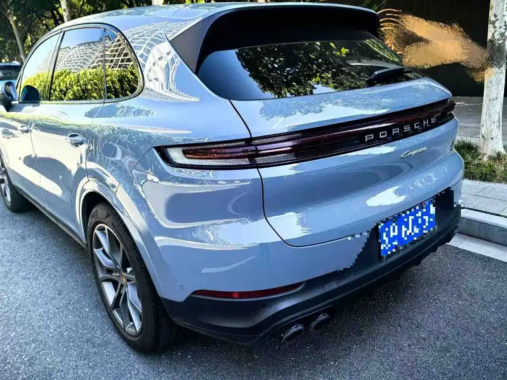 Porsche Cayenne — миниатюра 5