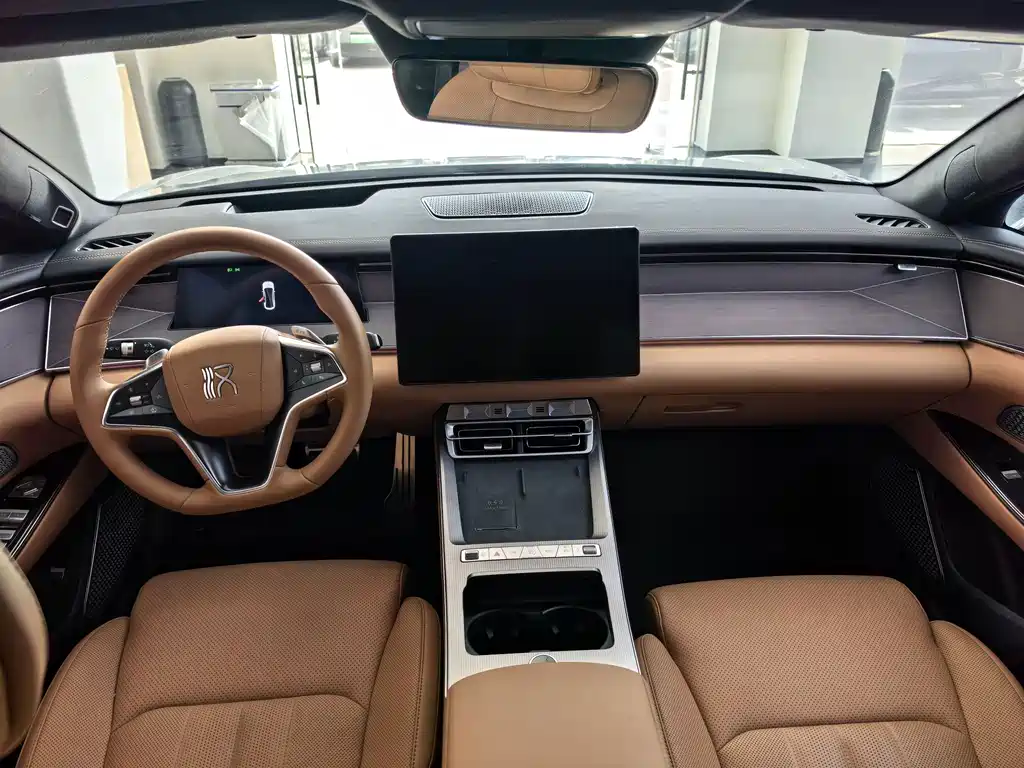 BYD Han L — миниатюра 5
