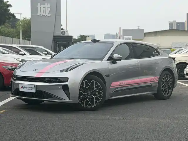 2024 Zeekr 001