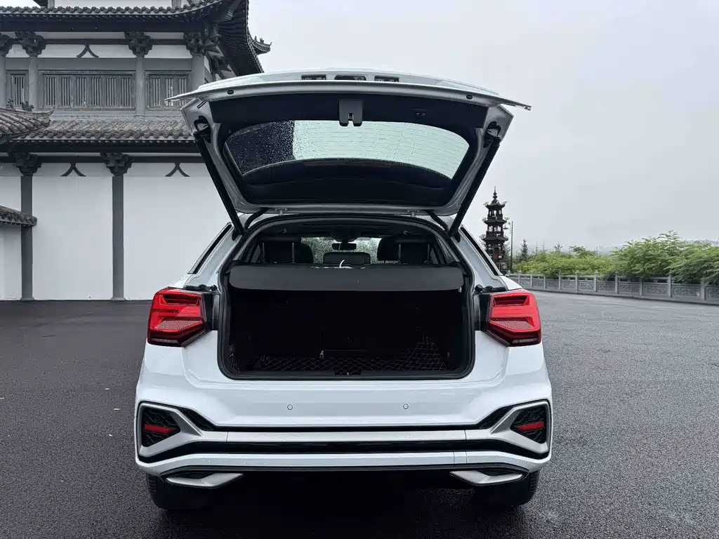 Audi Q2L — миниатюра 19