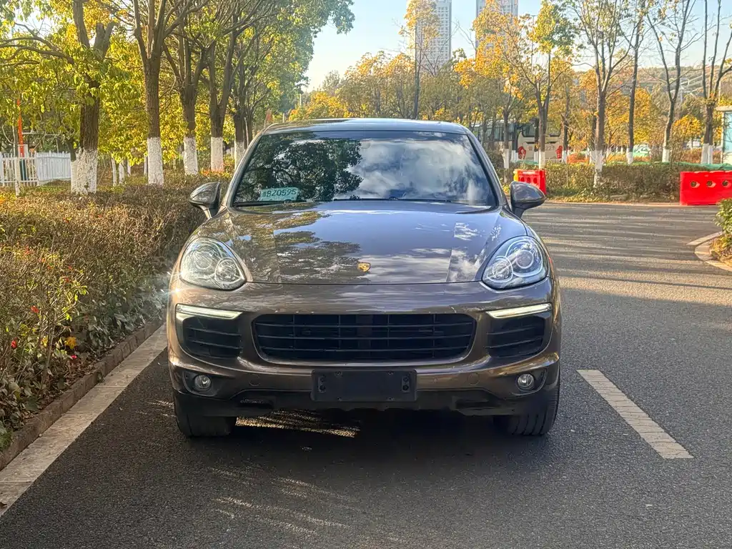 Porsche Cayenne — миниатюра 2