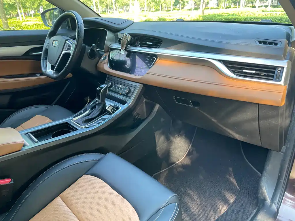 Geely Vision S1 — миниатюра 15