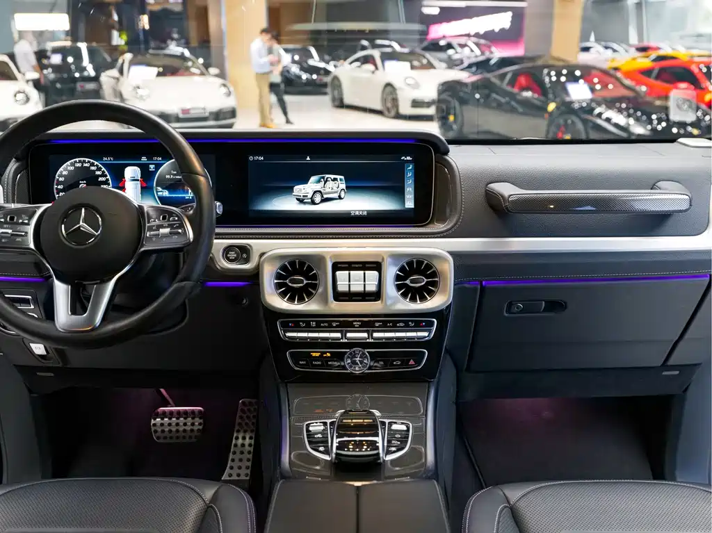 Mercedes-Benz G-Class — миниатюра 13