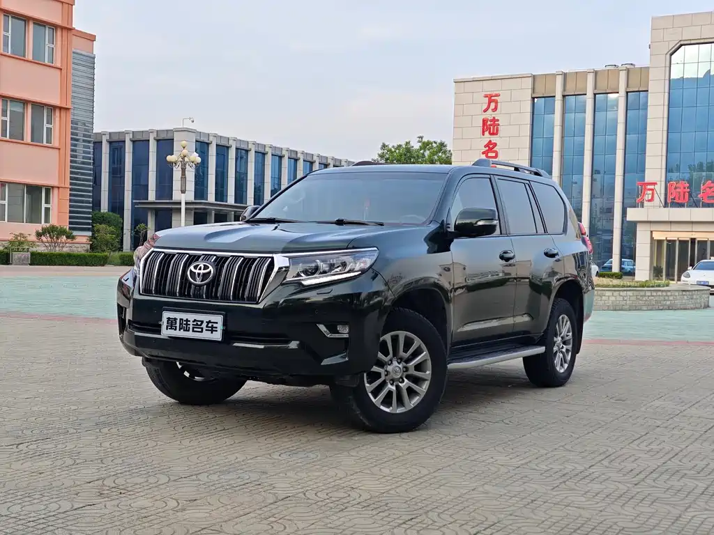 TOYOTA PRADO