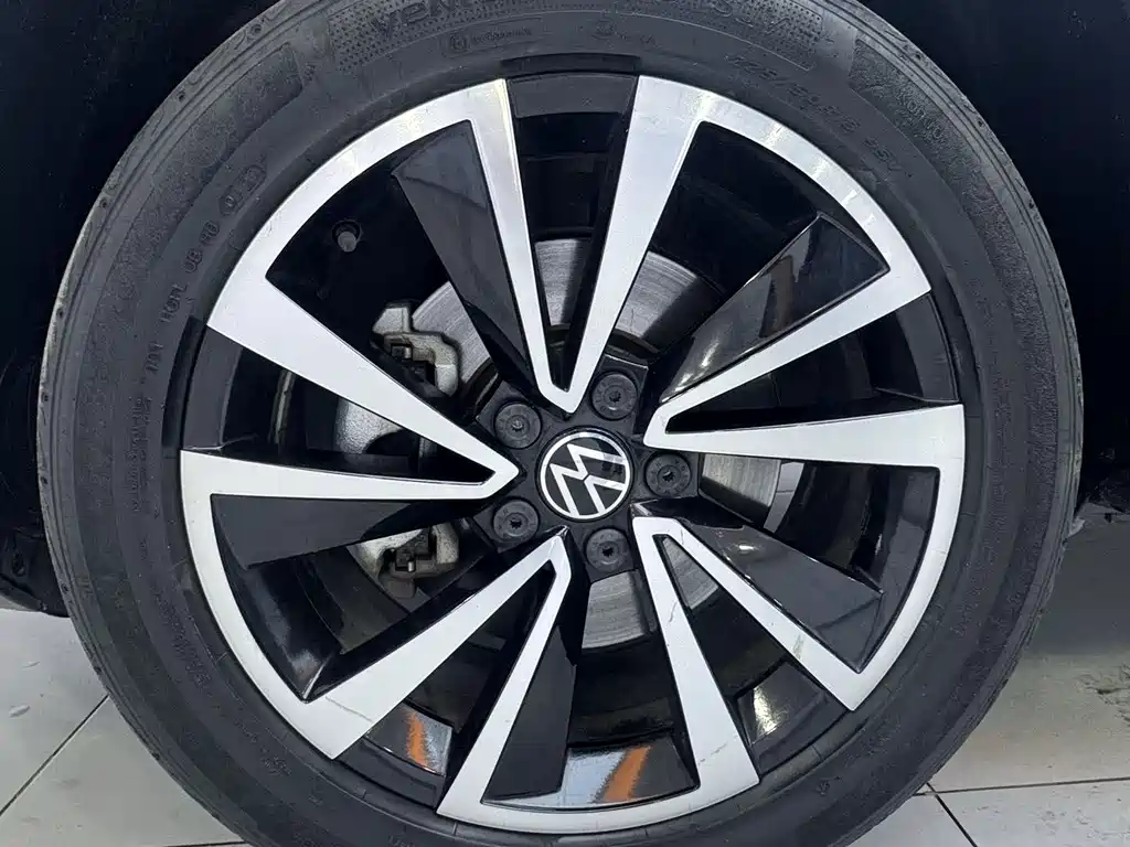 Volkswagen Tharu — миниатюра 23