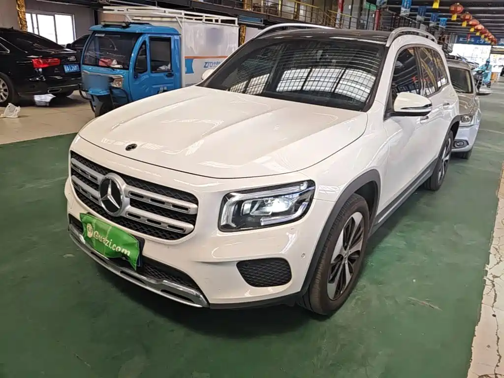 Mercedes-Benz GLB — миниатюра 2