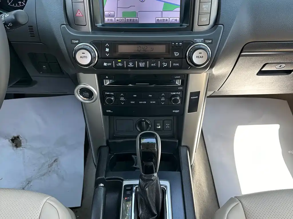 Toyota Land Cruiser Prado 2010 4.0L AT TX-L NAVI