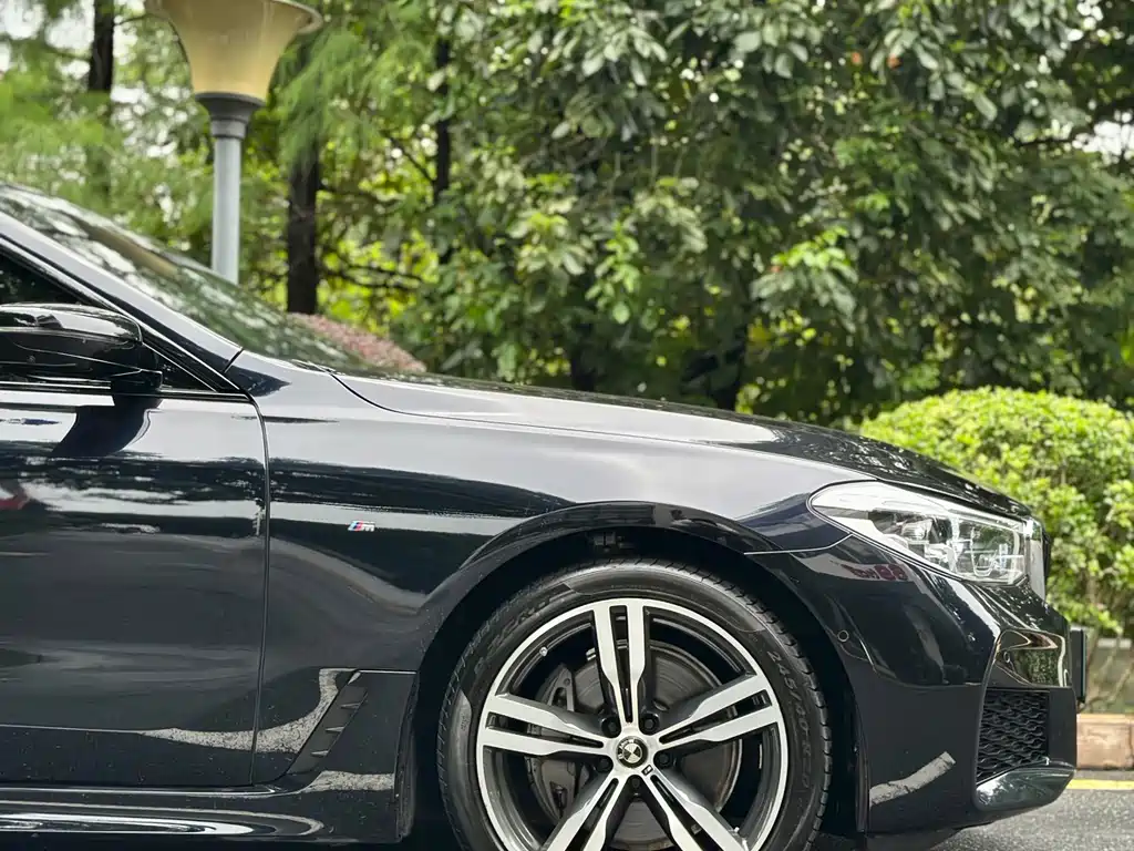 BMW 6 GT 2018 640i xDrive M Sport
