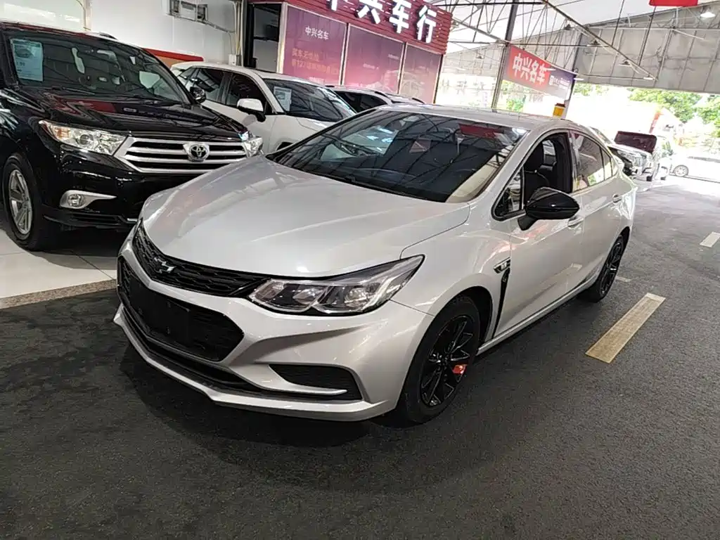 Chevrolet Cruze — миниатюра 2