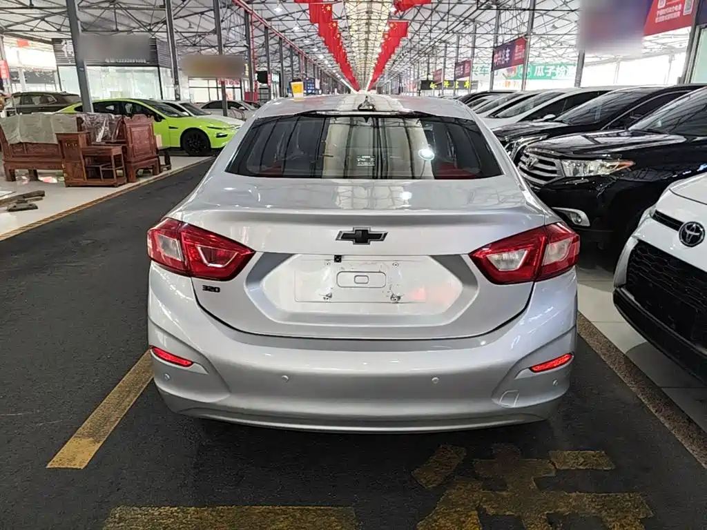 Chevrolet Cruze — миниатюра 6