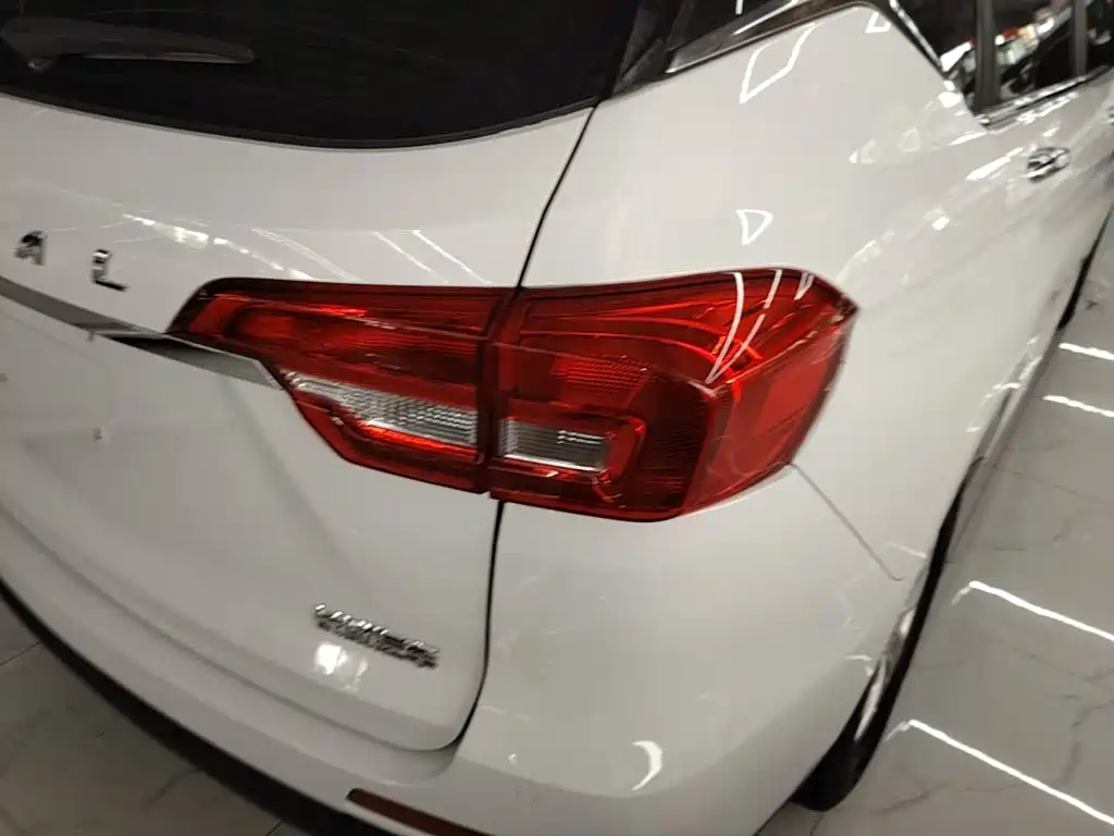 Haval M6 — миниатюра 8