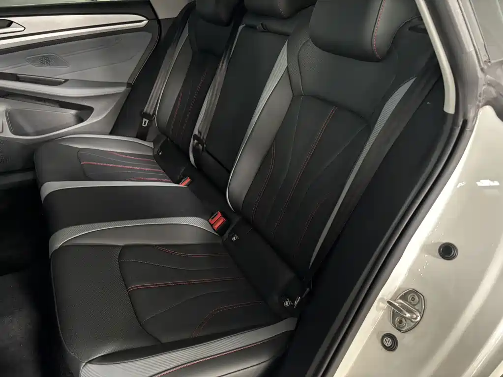 Volkswagen Lamando — миниатюра 7