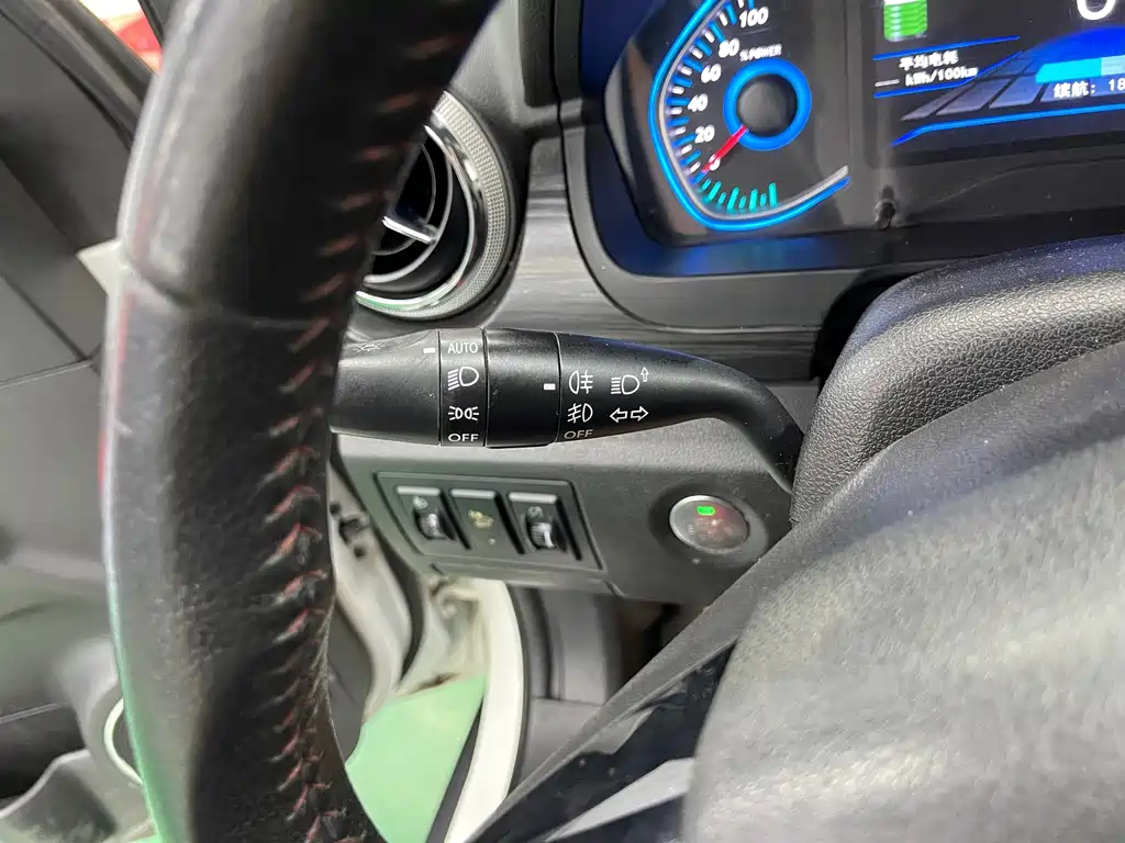 BAIC New Energy EX — миниатюра 14