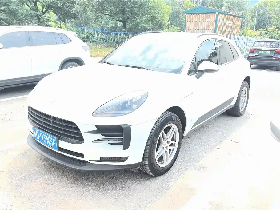 Porsche Macan 2020