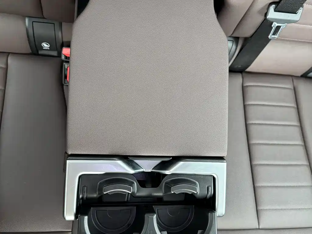 BMW 3 Series — миниатюра 25
