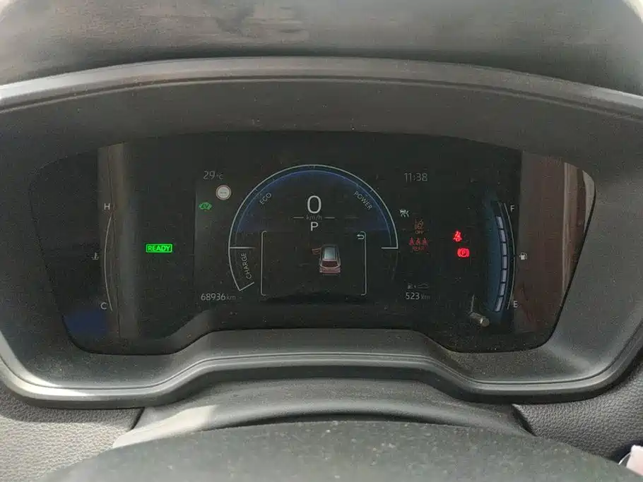 Toyota Corolla Cross — миниатюра 14